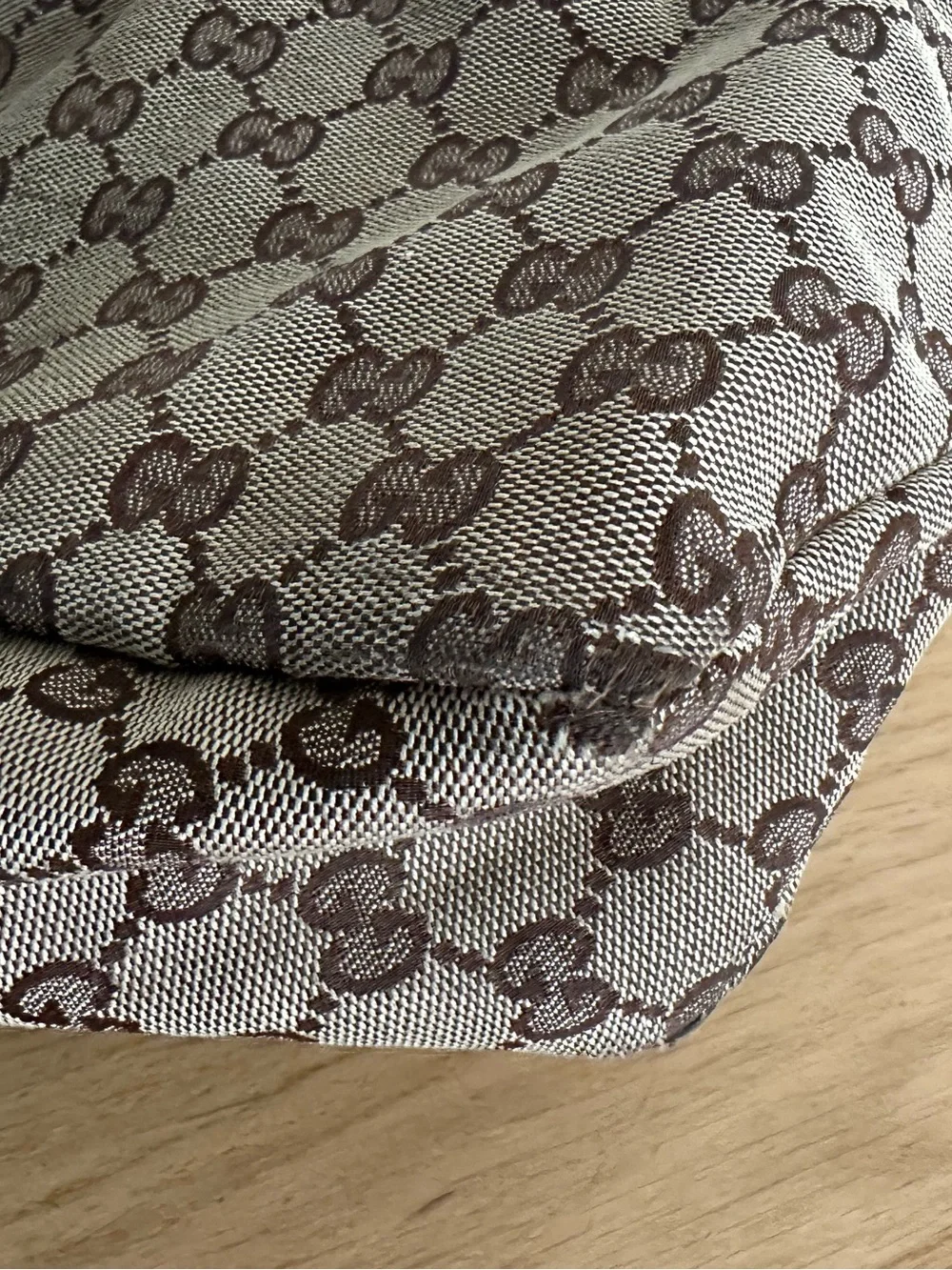 Gucci Horsebit hobo shoulder bag with COA - Picture 14 of 16